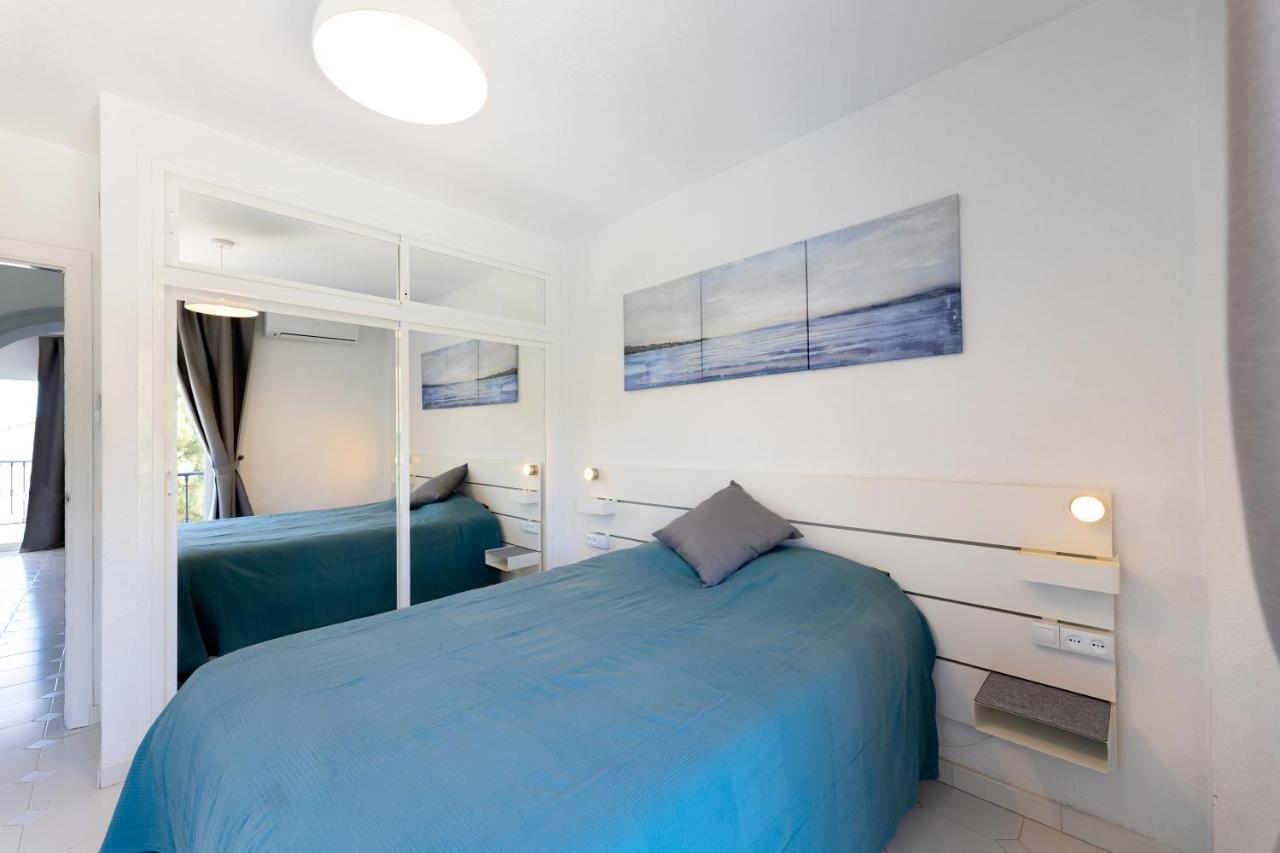 Spacious 2-Bedroom Apartment With Free Parking Sitio de Calahonda Exterior photo