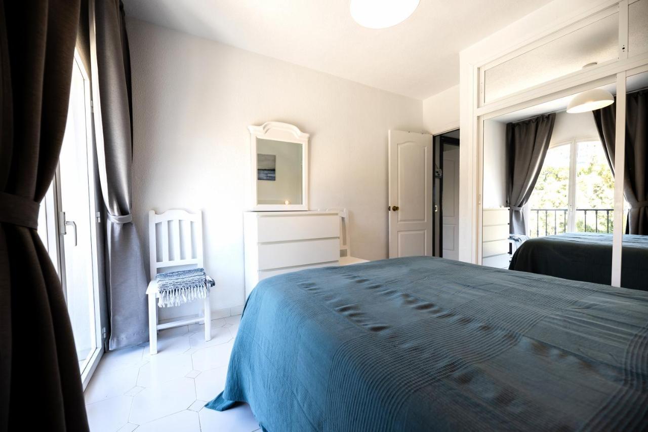 Spacious 2-Bedroom Apartment With Free Parking Sitio de Calahonda Exterior photo