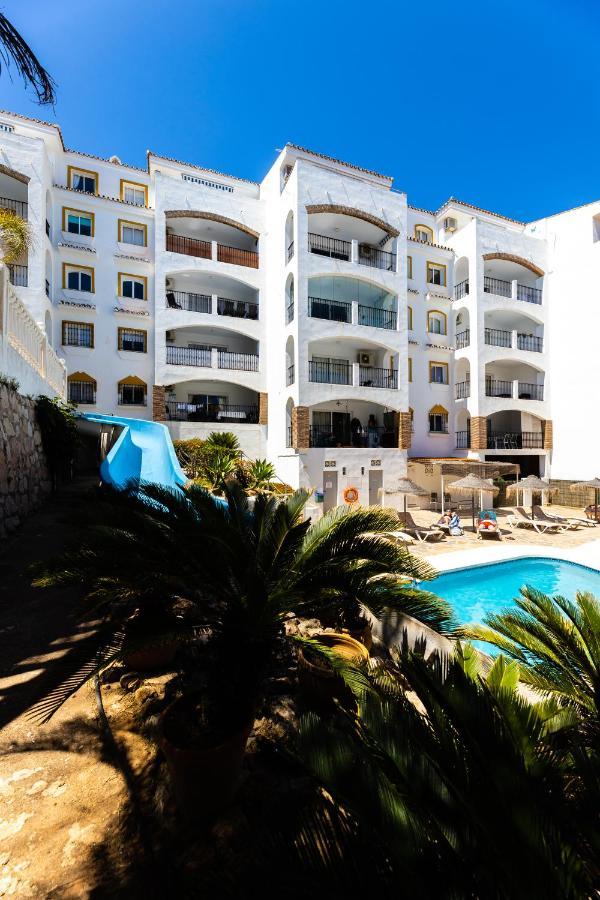 Spacious 2-Bedroom Apartment With Free Parking Sitio de Calahonda Exterior photo
